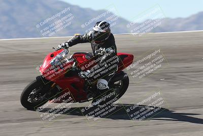 media/Oct-13-2025-Moto Forza (Mon) [[a66d839500]]/4-C Group/Session 2 (Bowl)/